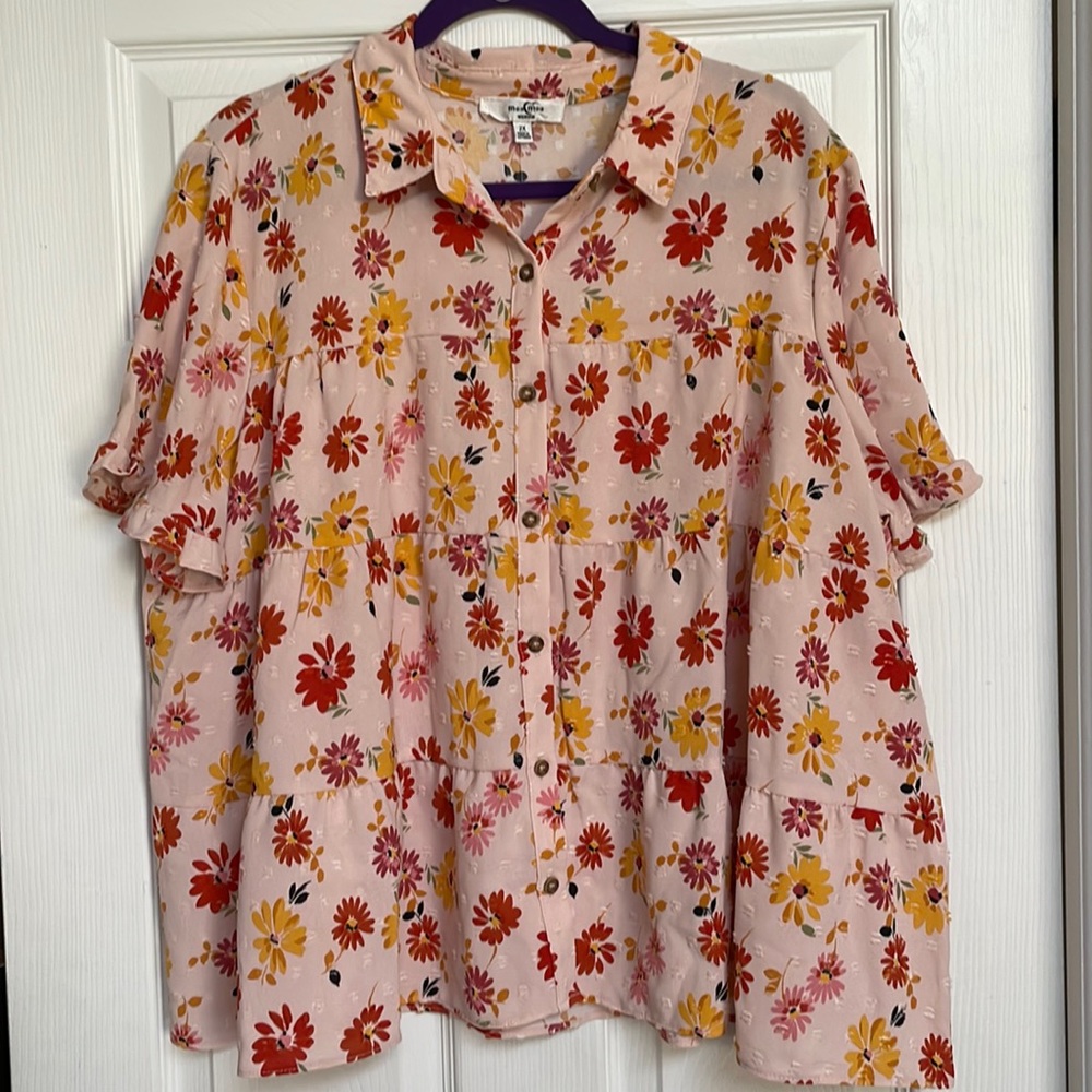 Plus size Women’s Blouse.  New Never Worn